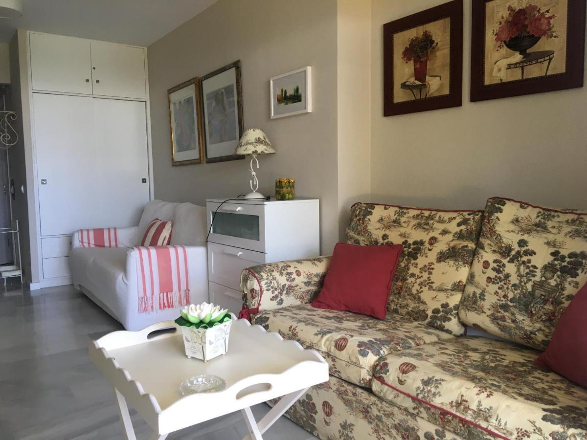 MI CAPRICHO, Beachfront, Grownfloor, Private Garden & Terrace Sitio de Calahonda Exterior foto