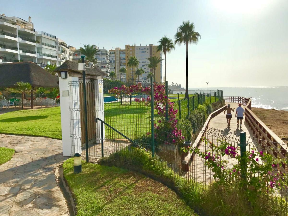 MI CAPRICHO, Beachfront, Grownfloor, Private Garden & Terrace Sitio de Calahonda Exterior foto